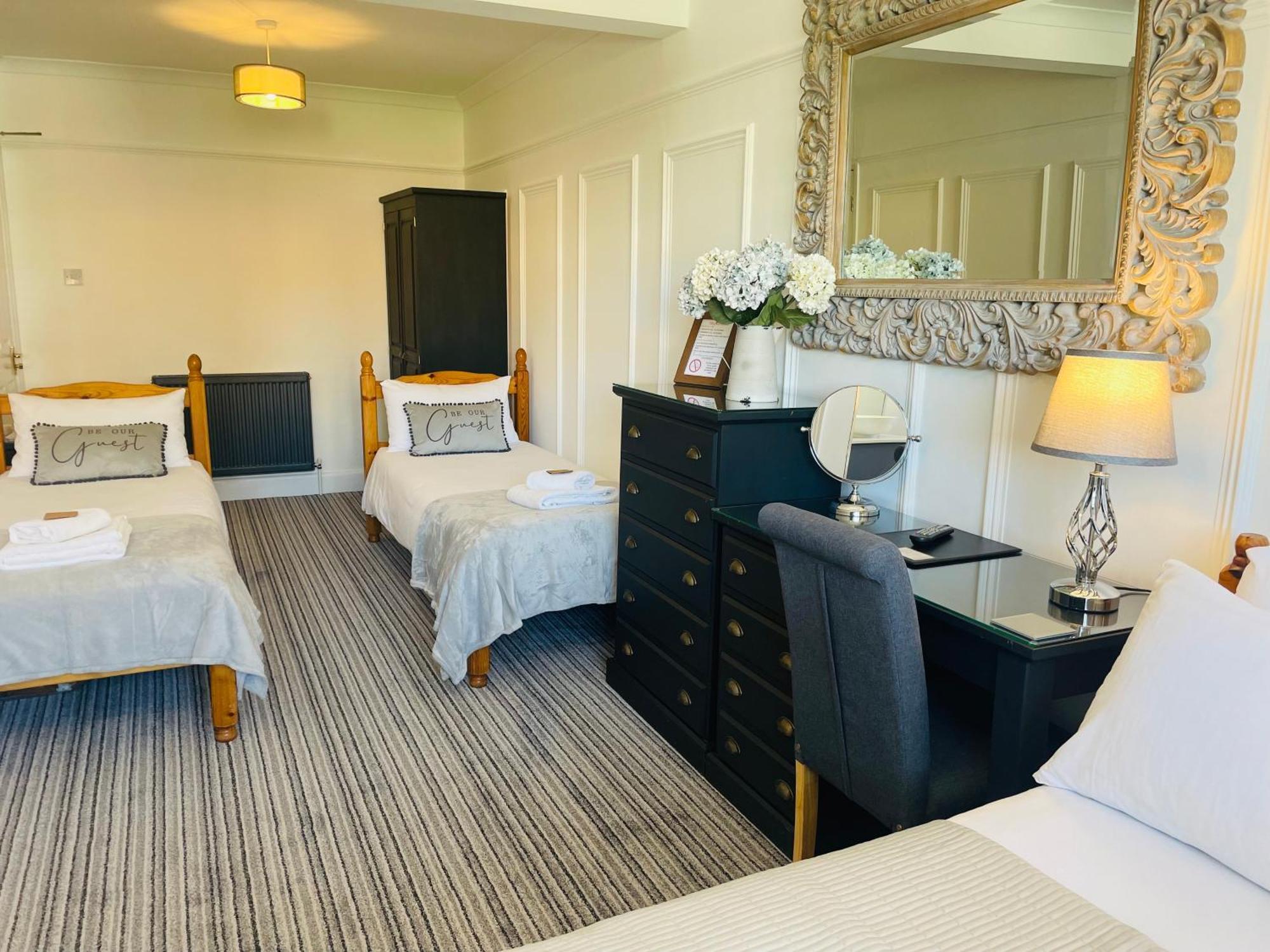The Limes Hotell Swanage Exteriör bild